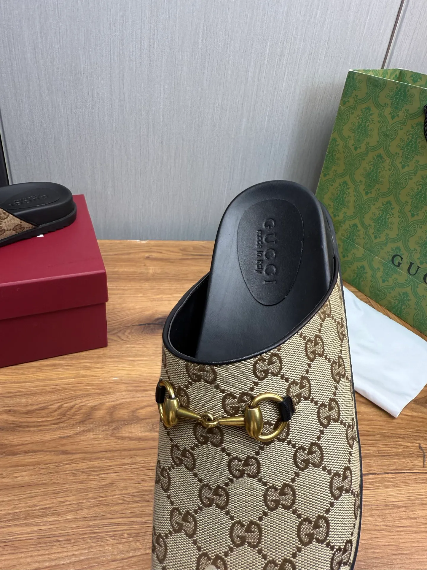 Men's men's shoes💰Pili 400💰Maoli 440💰 ＧＵＣＣＩGucci. Popular couple slippers hot sale🩷💚 🩴Official website one to one production 35-45 size 45 46 🉑️Customized!